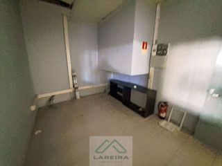 Local comercial en alquiler en O Berbés - Peniche en Vigo