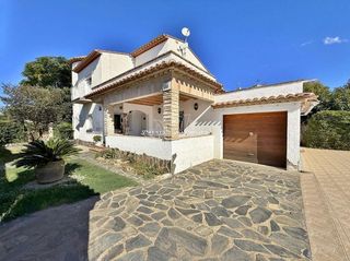 Chalet en venta en Empuriabrava en Castelló d´Empúries