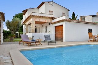 Chalet en venta en Empuriabrava en Castelló d´Empúries