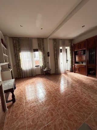 Casa adosada en venta en Andújar