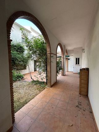 Casa adosada en venta en Andújar