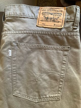 Pantalones Levi's 752 W38 L32 Hombre