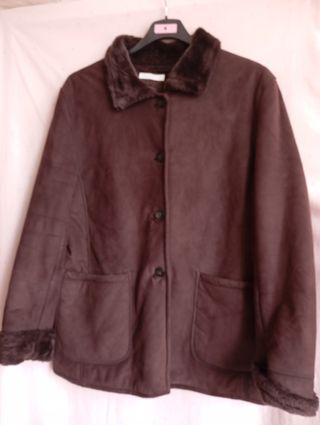 Chaquetón mujer marrón con pelo