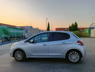 Peugeot 208 2017