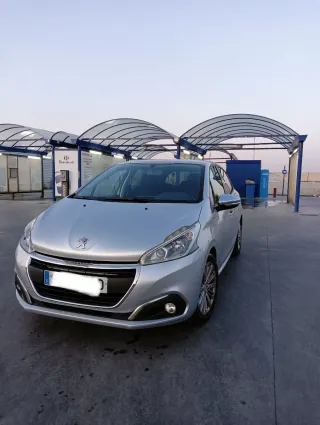 Peugeot 208 2017