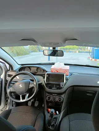 Peugeot 208 2017