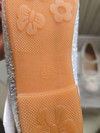 Zapatillas blancas niña brillantes