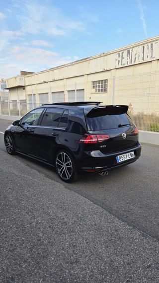Volkswagen Golf 2015