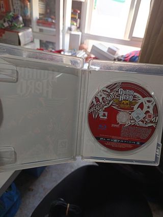 Lote Buzz PS2 y 2 Guitar Hero PS3