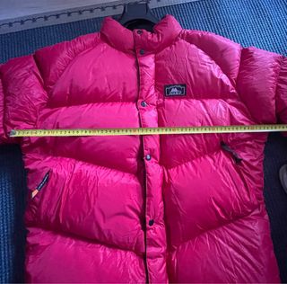 Chaqueta DIAMIR de montaña roja pluma y Primaloft