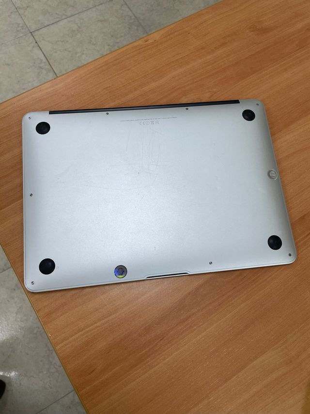 Apple MacBook Air 13" 2015