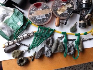 Lote pesca: carretes, hilos, plomos y más