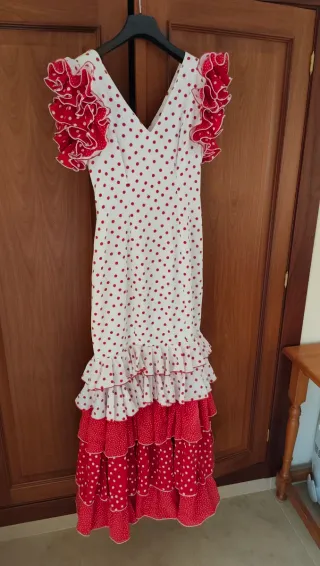 Traje Flamenca Volantes Lunares