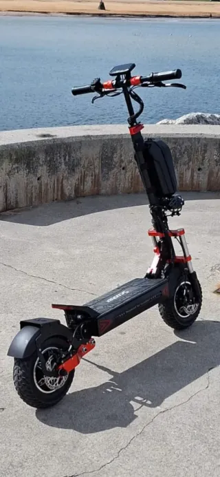 Monopatín Eléctrico Todoterreno