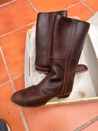 Botas camperas de cuero marrón Talla 34