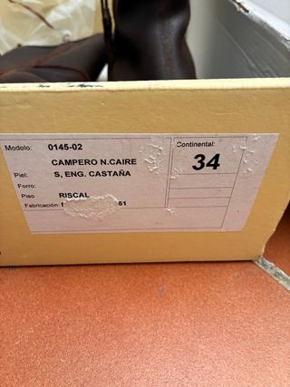 Botas camperas de cuero marrón Talla 34