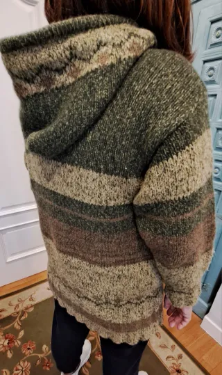 Chaqueta de lana MONTOTO con capucha