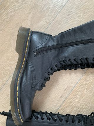 Botas Dr. Martens caña alta talla 40