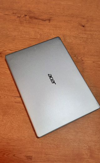Portátil Acer Aspire 5 i3 8GB RAM SSD 240GB