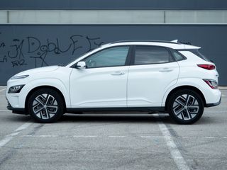 Hyundai Kona EV 64kWh 484km