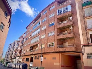 Piso en alquiler en Pinares de Venecia en Zaragoza