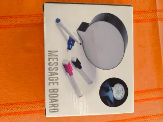 Quadro de Mensagens com Canetas