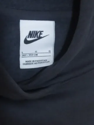 Sudadera Nike Niño Negra y Blanca
Talla: 147-158cm
