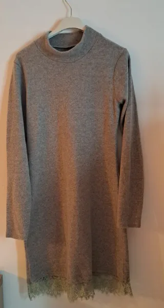 Vestido gris manga larga encaje talla S