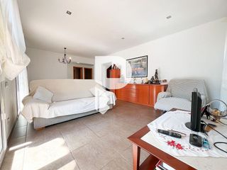 Chalet en venta en Corbera de Llobregat