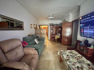 Piso en venta en L´Amistat en Valencia
