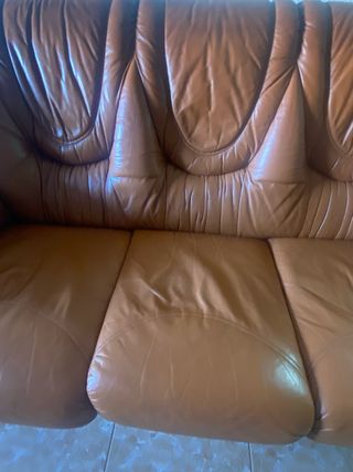 Sofá de piel 3 plazas y 2 sillones