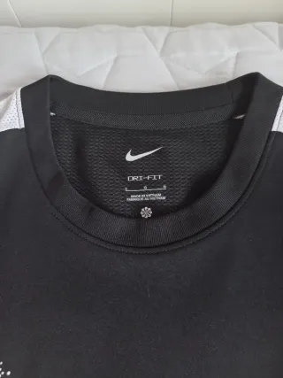 Camiseta técnica running hombre Nike