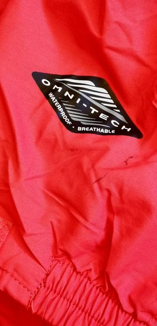 Chaqueta Columbia Talla M Gris y Roja.
