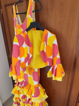 Traje de flamenca con volantes