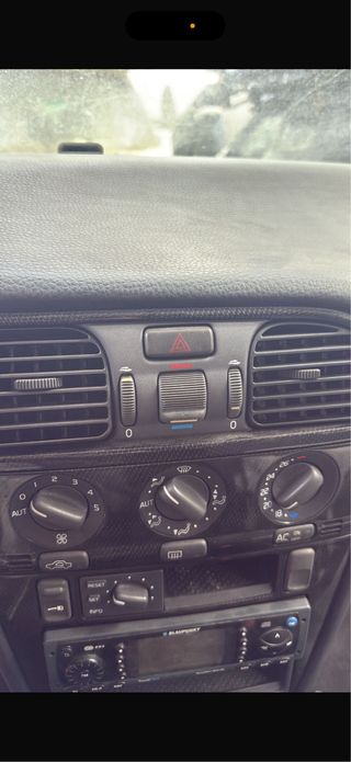 Botón de emergencia Volvo S40