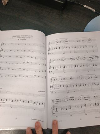 Lenguaje Musical Melódico V - Grado Medio 1er Curs