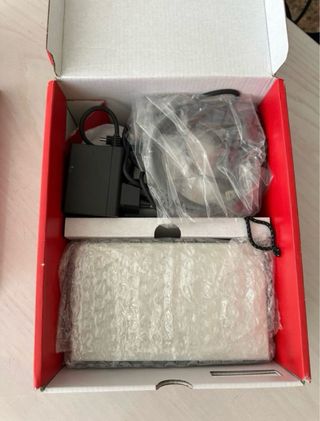 Nintendo Switch OLED bianco