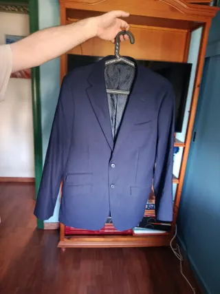 Traje de chaqueta azul
Talla 48/41