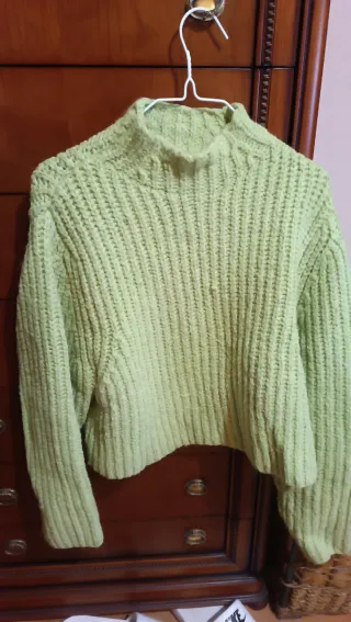 Jersey verde de punto grueso