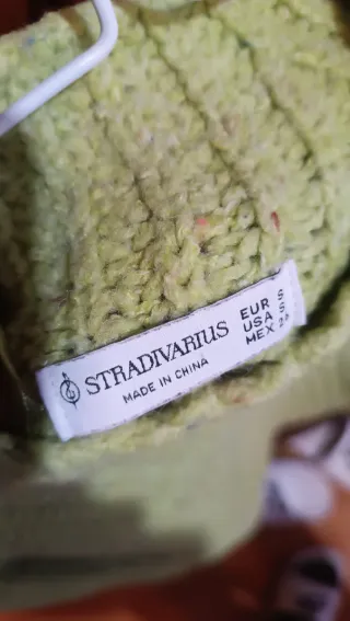 Jersey verde de punto grueso