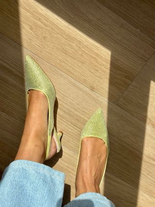 Zapatos de salón verde lima