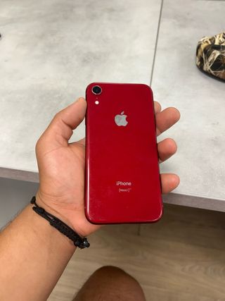iPhone XR rosso