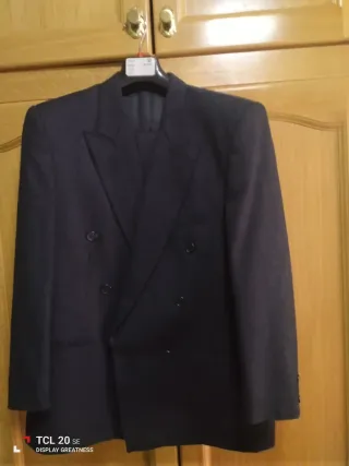 Traje de hombre azul talla 52