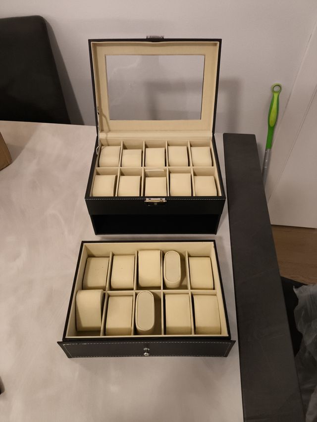 Scatola porta orologi 20 posti(piccolo difetto)