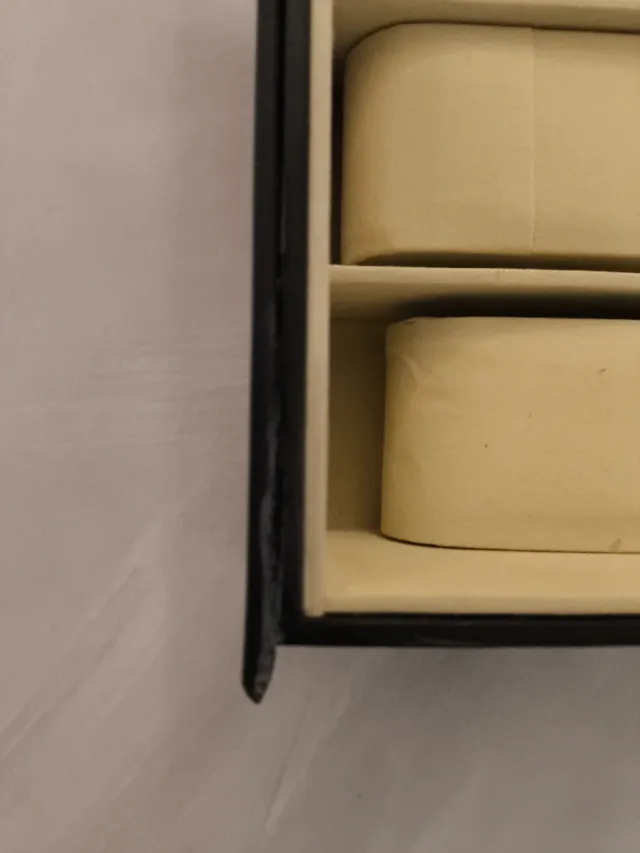 Scatola porta orologi 20 posti(piccolo difetto)