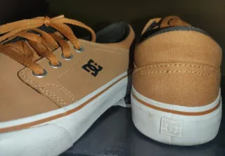 Zapatillas DC Marrones Talla 35