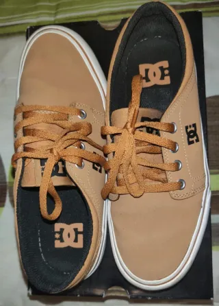 Zapatillas DC Marrones Talla 35