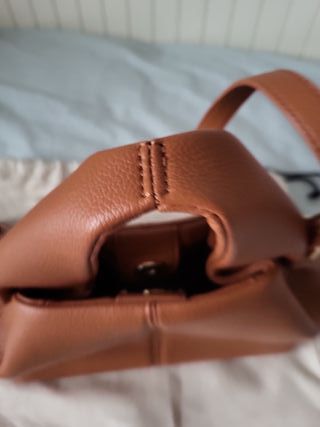 Bolso de mano marrón