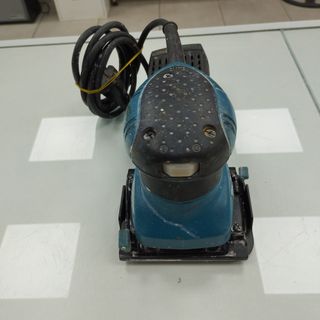 Lijadora Excentrica MAkita BO4556