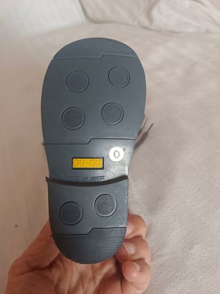 Zapatos grises talla 0